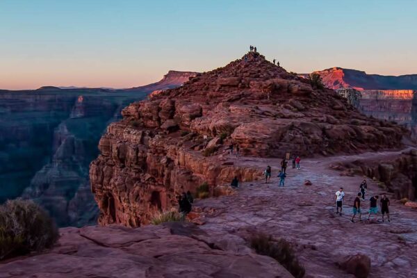 西大峡谷的鸟粪点 西大峡谷的鸟粪点