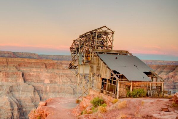 西大峡谷的鸟粪点 西大峡谷的鸟粪点